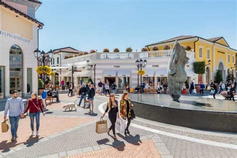 serravalle outlet shuttle.